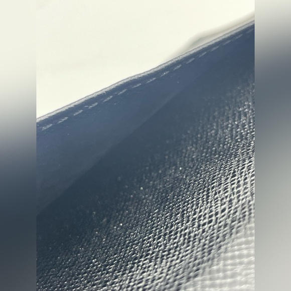 Louis Vuitton Epi Wallet - Picture 7 of 11